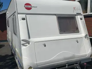 Campingvogn Bürstner 495 Fun