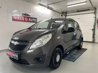 Chevrolet Spark 1,0 LA