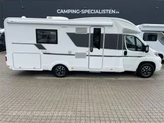 2019 - Adria Coral Plus 670 SLT   Autocamper med yderst populær indretning - Adria Coral Plus 670 SLT fra 2019 - Kan nu opleves hos Camping-Specialisten i Silkeborg
