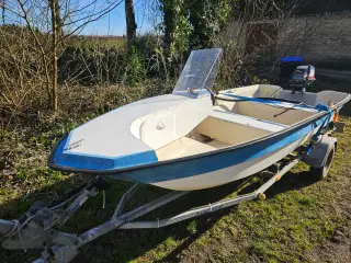 Limbo jolle 12" med 8hk motor