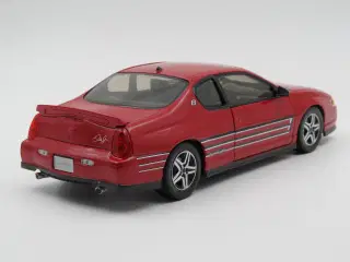 2004 Chevrolet Monte Carlo 