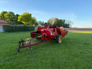 Massey Ferguson 20-8 presser 
