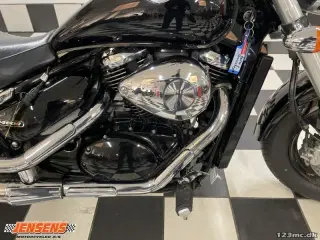 Suzuki VZ 800 Intruder