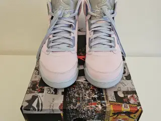 Air Jordan 5 Retro Regal Pink – Lækker stand!