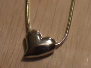 Halskæde i sølv med hjerte 45 cm