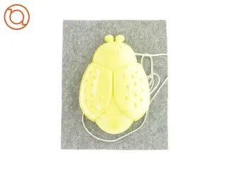 Natlampe formet som en bille