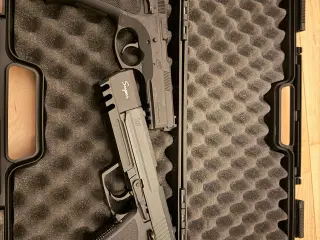 Airsoft/hardball udstyr