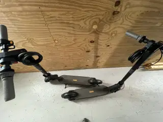 2 stk. Ninebot (Segway) G30 Max  løbehjul