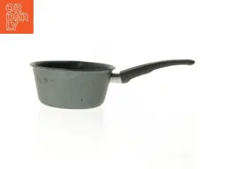 Brugt kasserolle (str. Ø. 17 cm. længde. 32 cm)