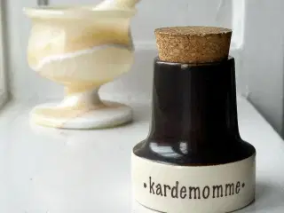 Søholm krydderikrukke, kardemomme