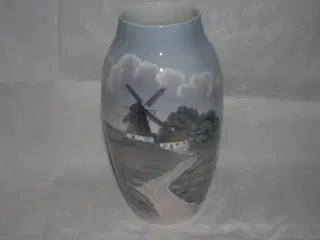 Vase med Mølle fra Bing og Grøndahl