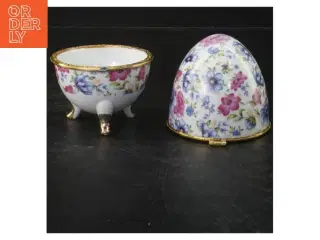Porcelænsæg med blomstermotiv (str. 13 cm)