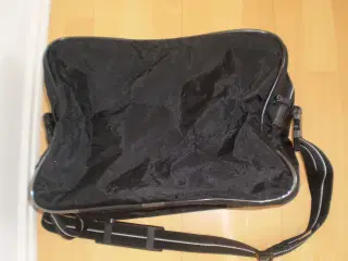  Rygsæk samt Computertaske. BUD Modtages !