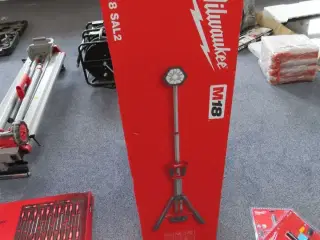 Lystårn / Arbejdslampe M18 - MILWAUKEE M18 SAL2