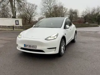 Tesla Model Y Long Range