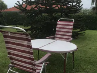 Crespo stole og campingbord sælges 