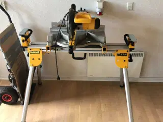 kap- og geringssave fra Dewalt Sælges
