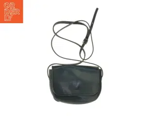 Klassisk Sort Crossbody skuldertaske i læder fra Burkelys Leatherhouse (str. 20 x 15 cm)