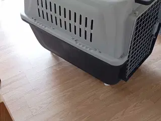 Transportkasse til mellemstor hund