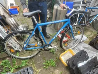 Cykel Trek 7345 