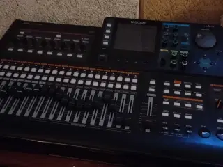 Mini studie/ digital mikser / optager