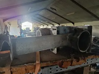 - - - 9 meter Ø 102 mm snegl