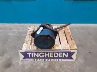 Ford 7740 Cargo nav H. CAR123489