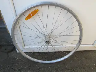 1 stk Forhjul 28 tommer med Dobbeltbundet fælg