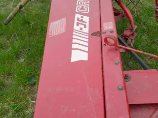 JF 320 høvender