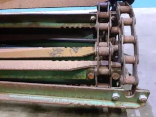 John Deere 2056 indføringskæde AZ49435