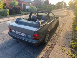 Cabriolet , Veteran, Ford Escord, 5 sæder