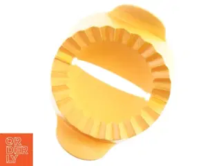 Ravioli presse fra Tupperware (str. 13 x 4 cm)