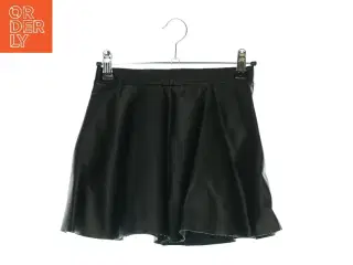 Nederdel fra H&M (str. 128)