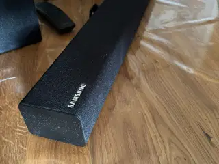 Samsung soundbar inkl. baghøjtalere