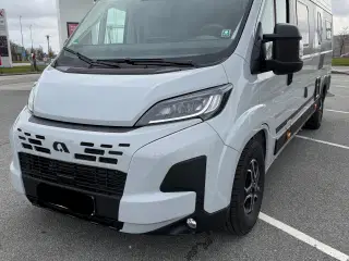 Adria Twin Supreme 640 SGX Facelift