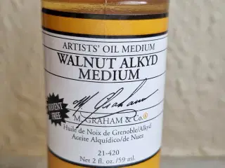 Walnut alkyd medium
