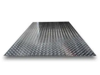 Dørkplade i aluminium, skridsikker. Mål: 125 X 250 cm. Tykkelse 3-4 mm.