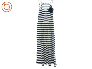 Kjole fra H&M (str. 146)