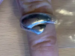 Fin ring i sølv