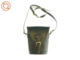 Taske med et stort rum i midten