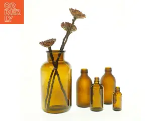 Brune glasflasker i forskellige størrelser (str. 8 x 3 cm til 19 x 10 cm)