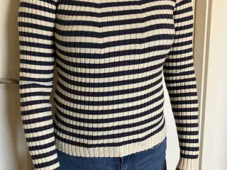 T-shirts fra Pieces str. Eu M 50% viscose,28% poly