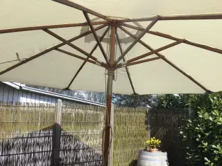 Parasol. Ø 3.3 m.Kvalitet fra Cinas