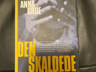 Den skaldede detektiv af Anna Grue