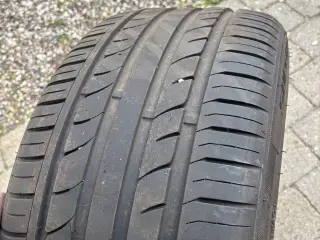 275/35-19 sommerdæk superia