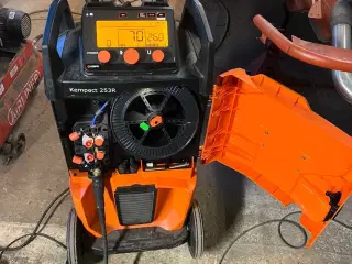 Sælger komplet svejseanlæg Kemppi Kempact 253R