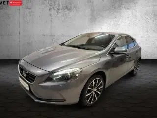 Volvo V40 2,0 D3 150 Momentum