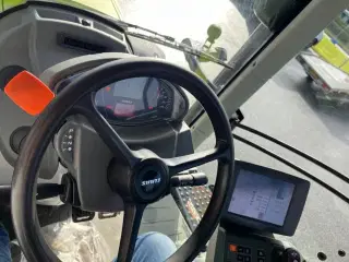 CLAAS AXION 850 CEBIS