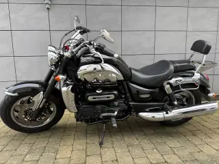 Triumph Rocket lll Roadster