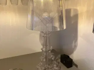 Kartel lampe på fod